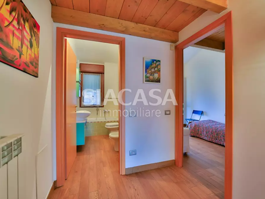 Immagine 22 di Villa in vendita  in Via Caduti Della Libertà a Verderio