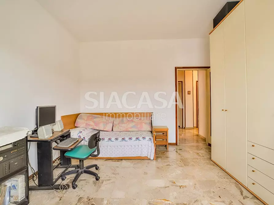 Immagine 15 di Appartamento in vendita  in Via Emilia a Bernareggio