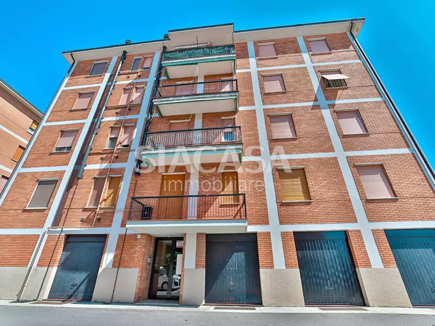 Immagine 17 di Appartamento in vendita  in Via Emilia a Bernareggio