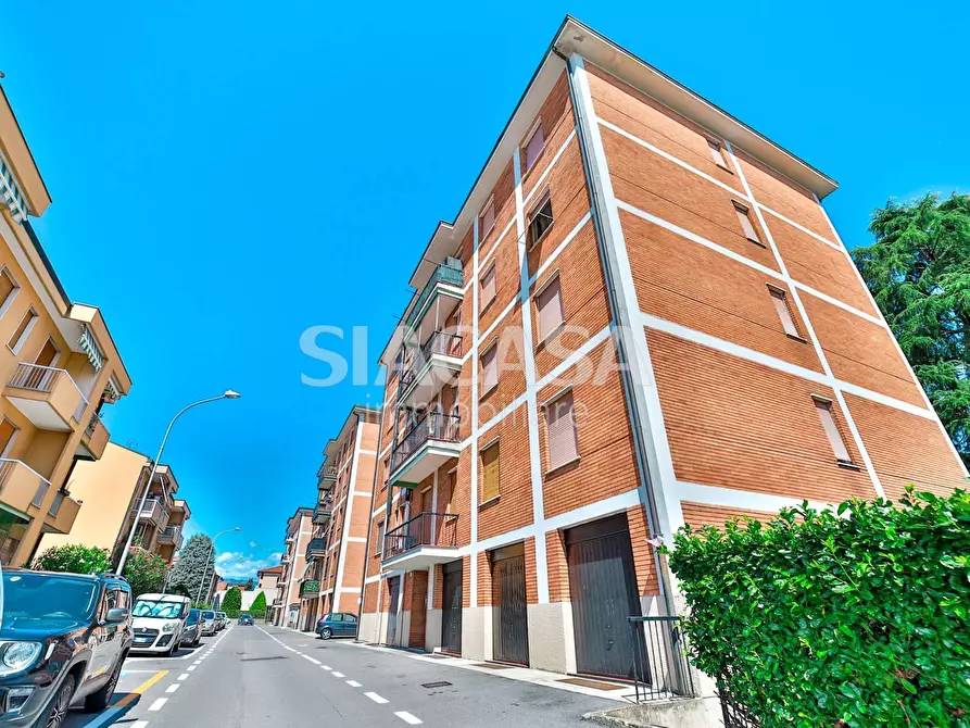 Immagine 18 di Appartamento in vendita  in Via Emilia a Bernareggio