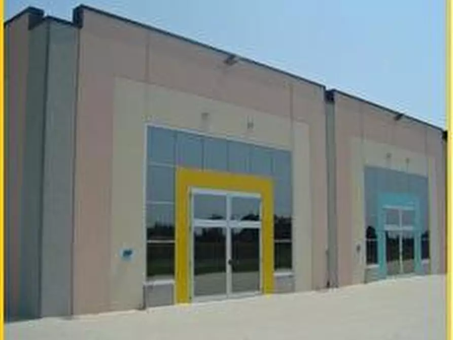 Immagine 3 di Capannone industriale in affitto  in Ornago a Ornago