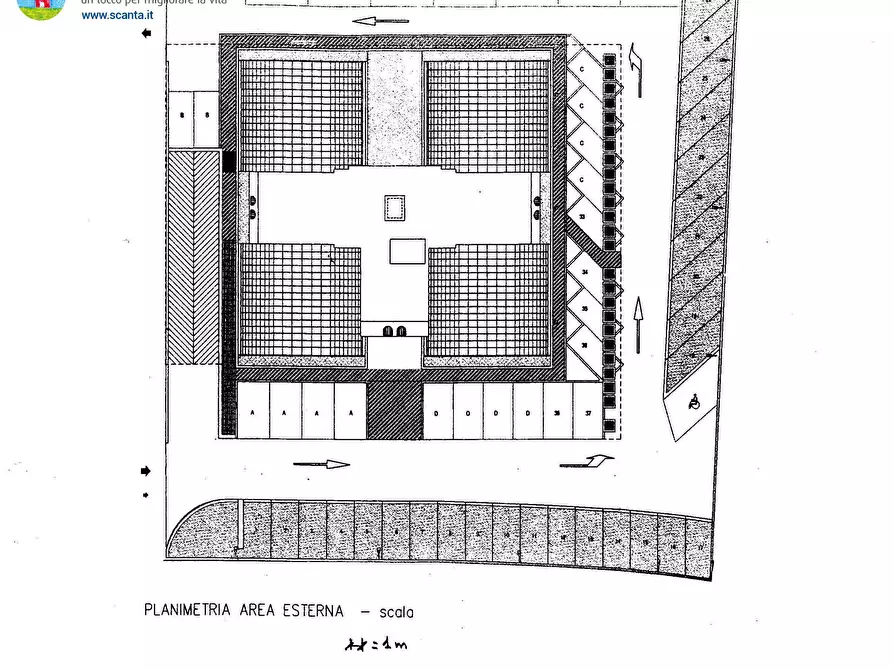 Immagine 21 di Negozio in vendita  a Treviso