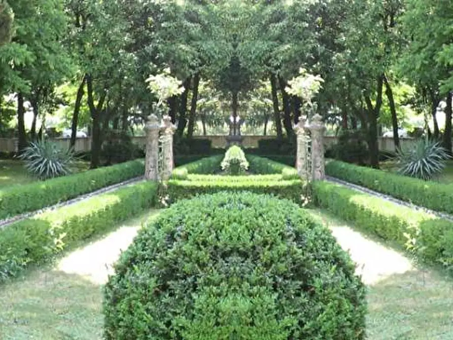 Immagine 6 di Terreno residenziale in vendita  a Paese