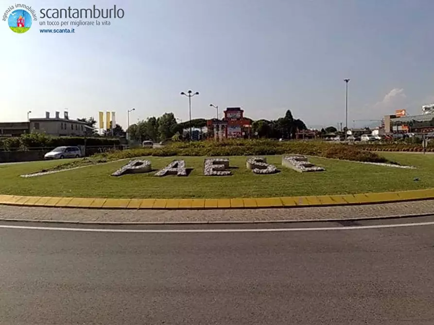 Immagine 3 di Terreno residenziale in vendita  a Paese