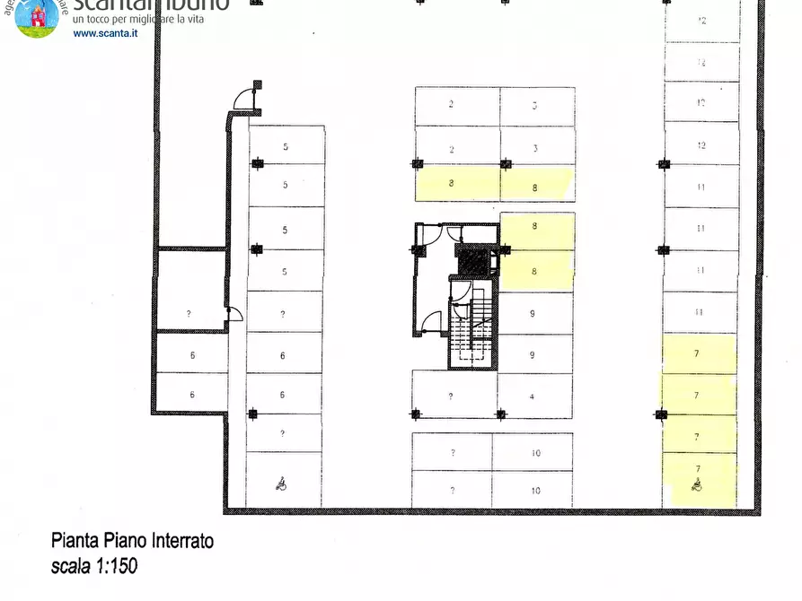 Immagine 20 di Negozio in vendita  a Treviso