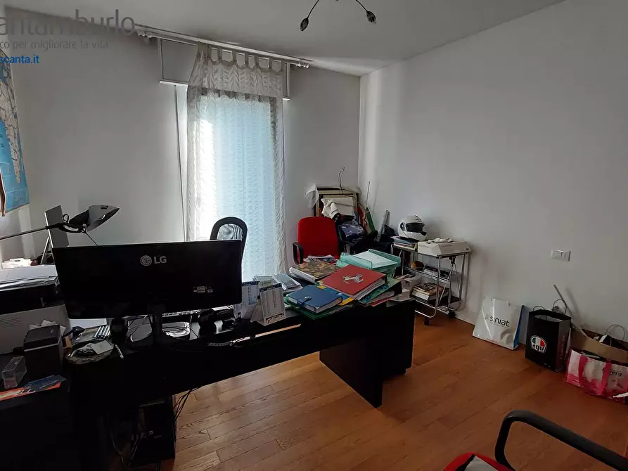 Immagine 16 di Casa indipendente in vendita  a Paese