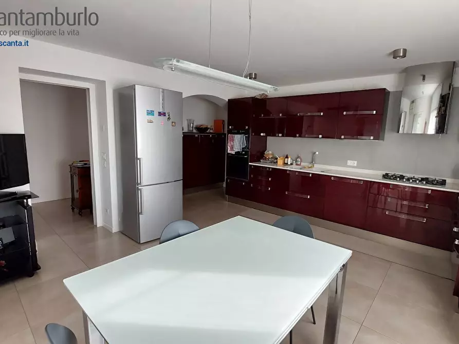 Immagine 4 di Casa indipendente in vendita  a Paese