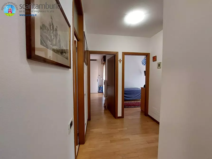 Immagine 12 di Appartamento in vendita  a Treviso