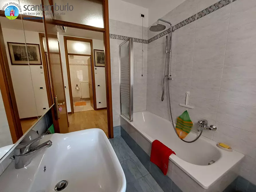 Immagine 4 di Appartamento in vendita  a Treviso