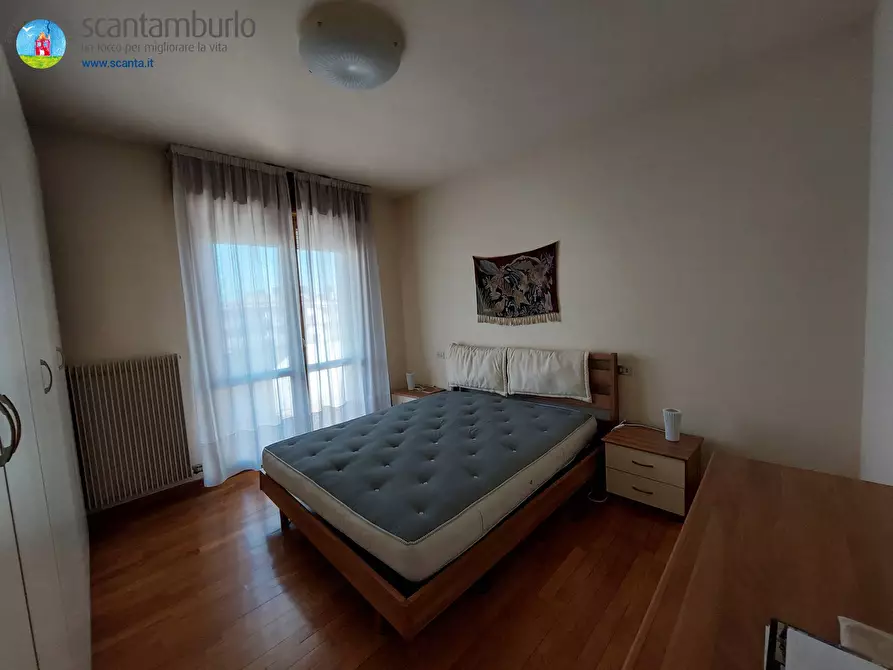 Immagine 16 di Appartamento in vendita  a Treviso