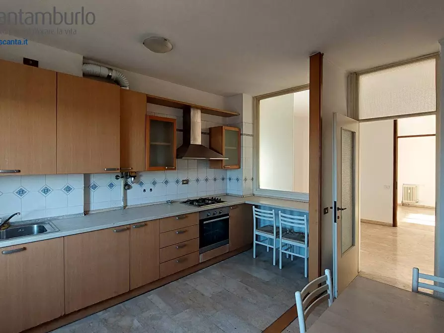 Immagine 10 di Appartamento in vendita  a Treviso