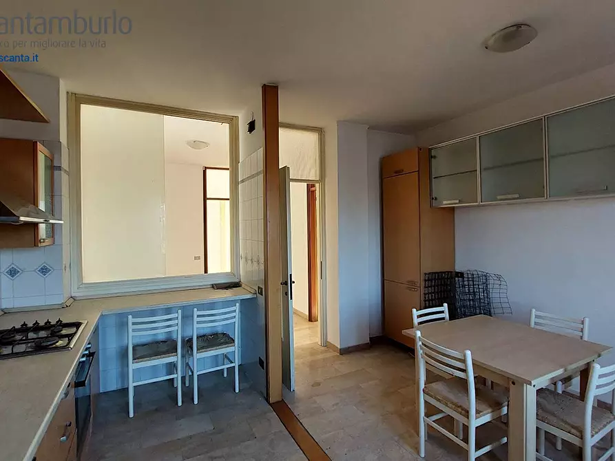 Immagine 11 di Appartamento in vendita  a Treviso