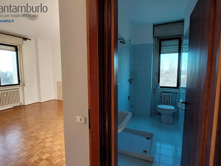 Immagine 16 di Appartamento in vendita  a Treviso