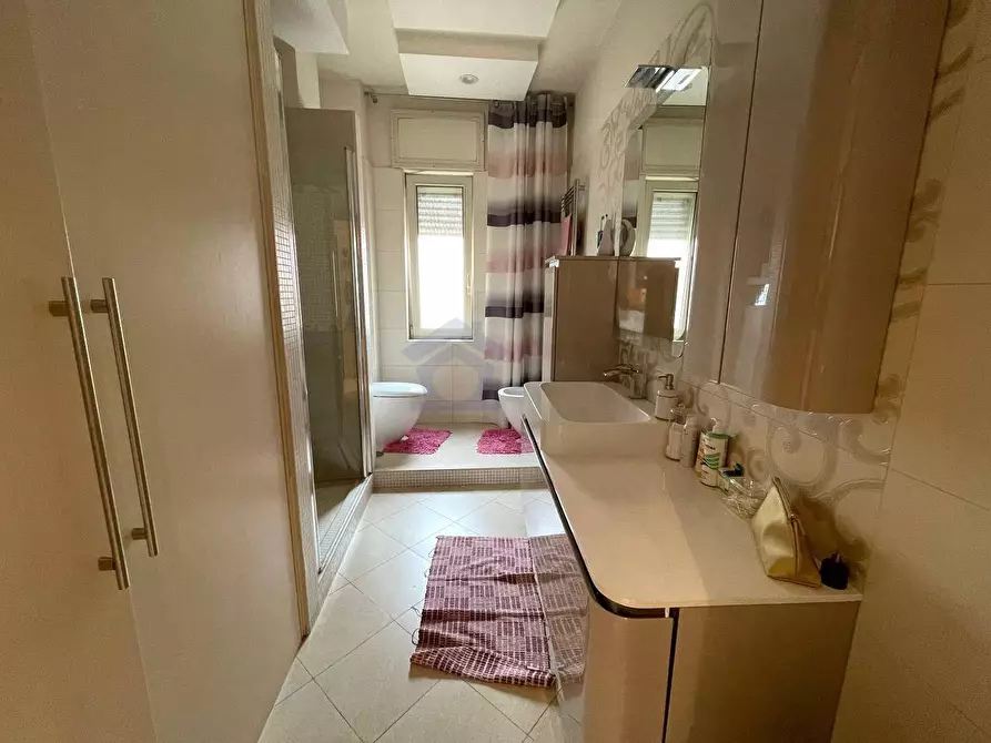 Immagine 11 di Appartamento in vendita  in via plinio a Torre Annunziata