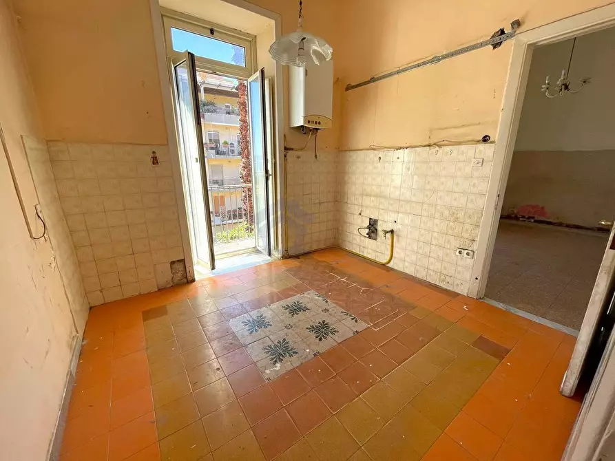 Immagine 4 di Appartamento in vendita  in corso umberto I a Torre Annunziata