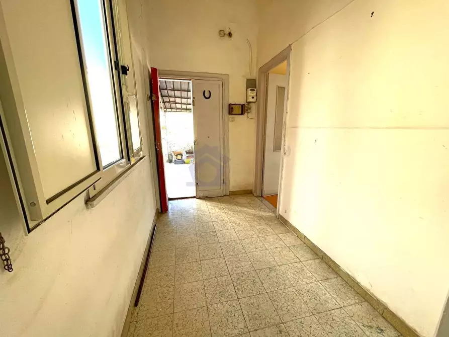 Immagine 7 di Appartamento in vendita  in corso umberto I a Torre Annunziata
