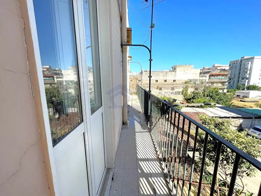 Immagine 11 di Appartamento in vendita  in corso umberto I a Torre Annunziata