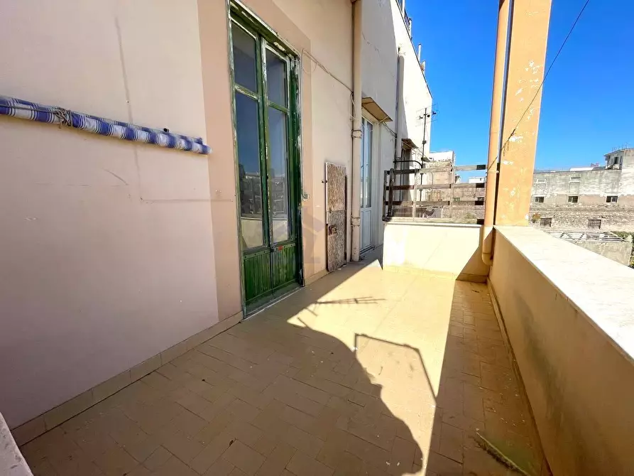 Immagine 18 di Appartamento in vendita  in corso umberto I a Torre Annunziata