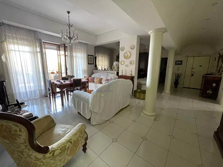 Immagine 12 di Appartamento in vendita  in via gambardella a Torre Annunziata