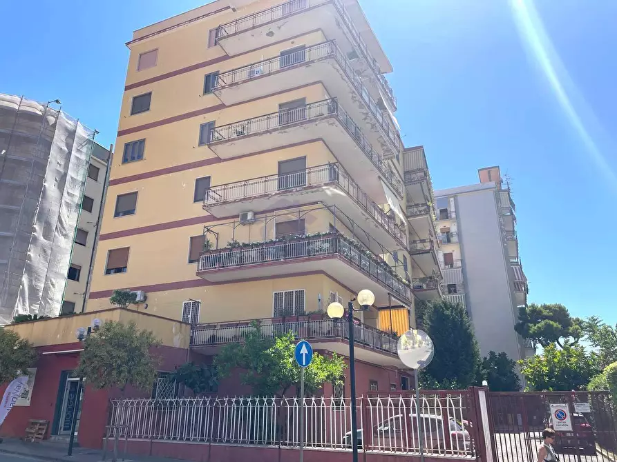 Immagine 22 di Appartamento in vendita  in via gambardella a Torre Annunziata