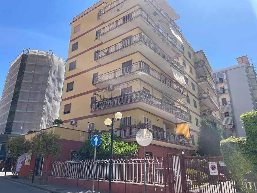 Immagine 23 di Appartamento in vendita  in via gambardella a Torre Annunziata