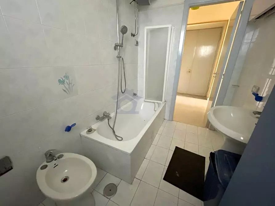 Immagine 13 di Appartamento in vendita  in via margherita di savoia a Torre Annunziata