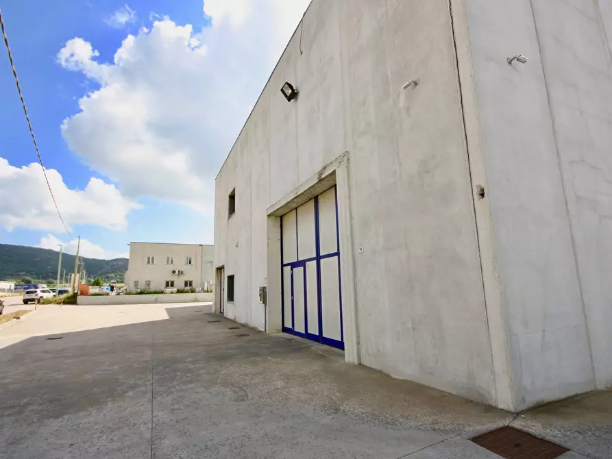 Immagine 17 di Capannone industriale in vendita  in Via Gabon a Olbia