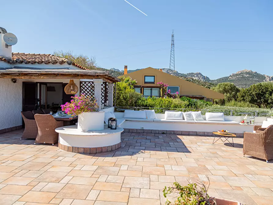 Immagine 24 di Villa in vendita  in Milmeggiu a Olbia