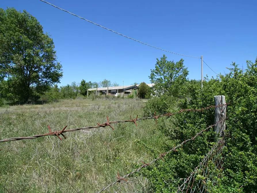 Immagine 2 di Capannone industriale in vendita  in Strada 151 Ortana a Soriano Nel Cimino