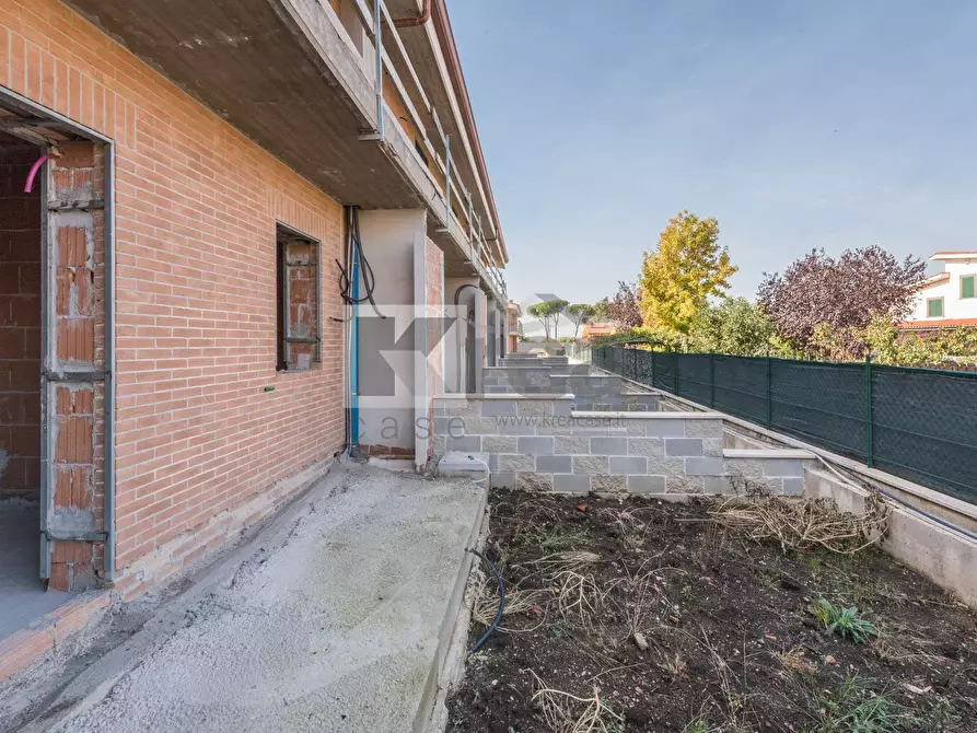 Immagine 21 di Villa in vendita  in Via Napoli a Ciampino