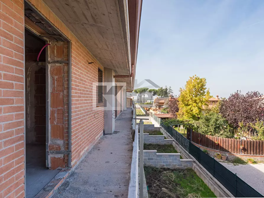 Immagine 22 di Villa in vendita  in Via Napoli a Ciampino