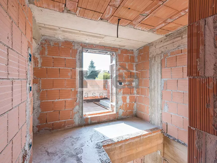 Immagine 26 di Villa in vendita  in Via Napoli a Ciampino