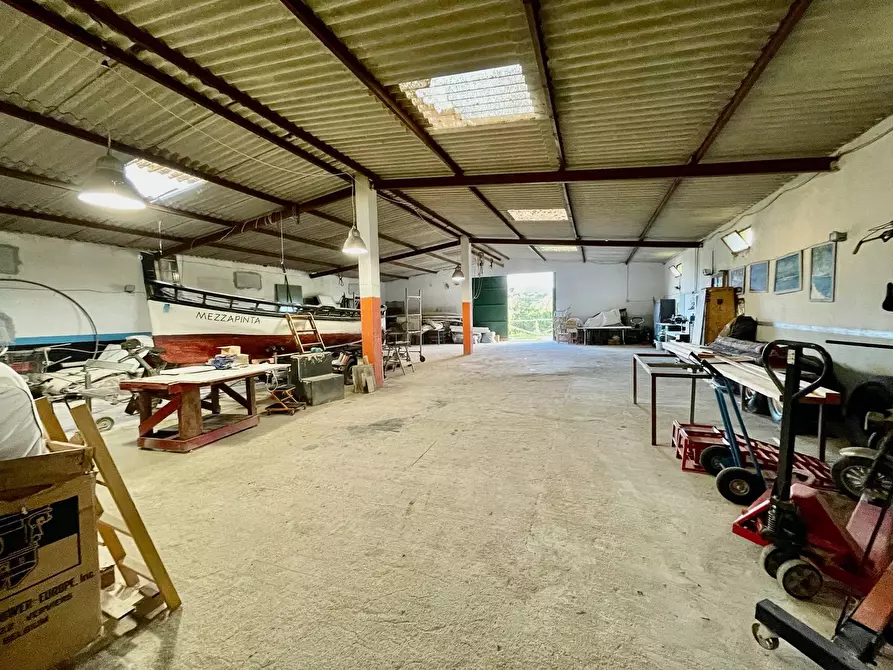 Immagine 5 di Capannone industriale in vendita  in Via Lu mangoni a Olbia