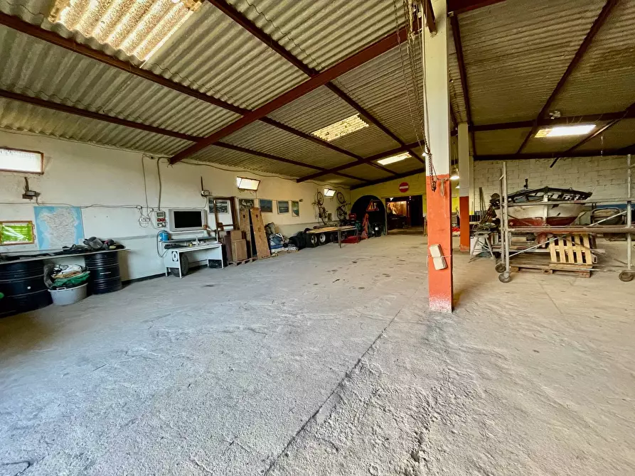 Immagine 2 di Capannone industriale in vendita  in Via Lu mangoni a Olbia