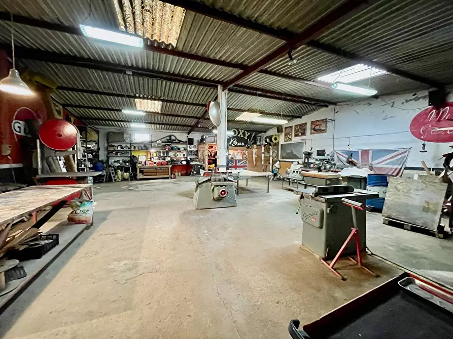 Immagine 20 di Capannone industriale in vendita  in Via Lu mangoni a Olbia