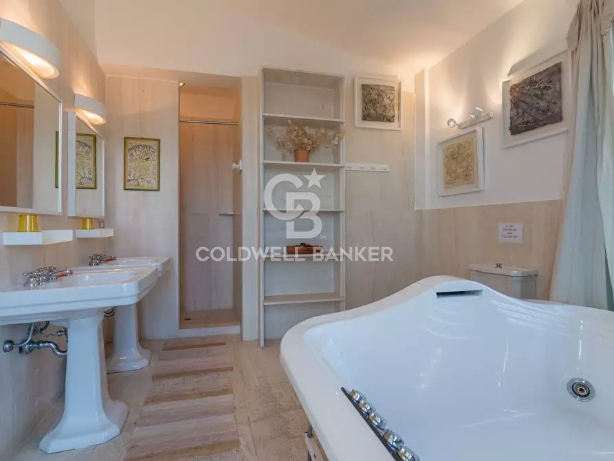 Immagine 21 di Villa in vendita  in Via Valmala a Mondaino