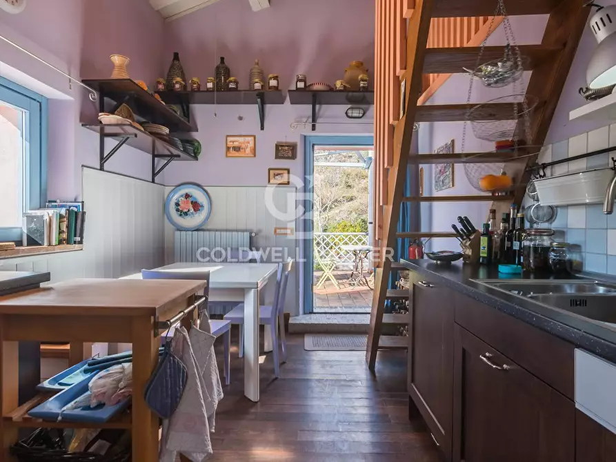 Immagine 30 di Villa in vendita  in Via Valmala a Mondaino