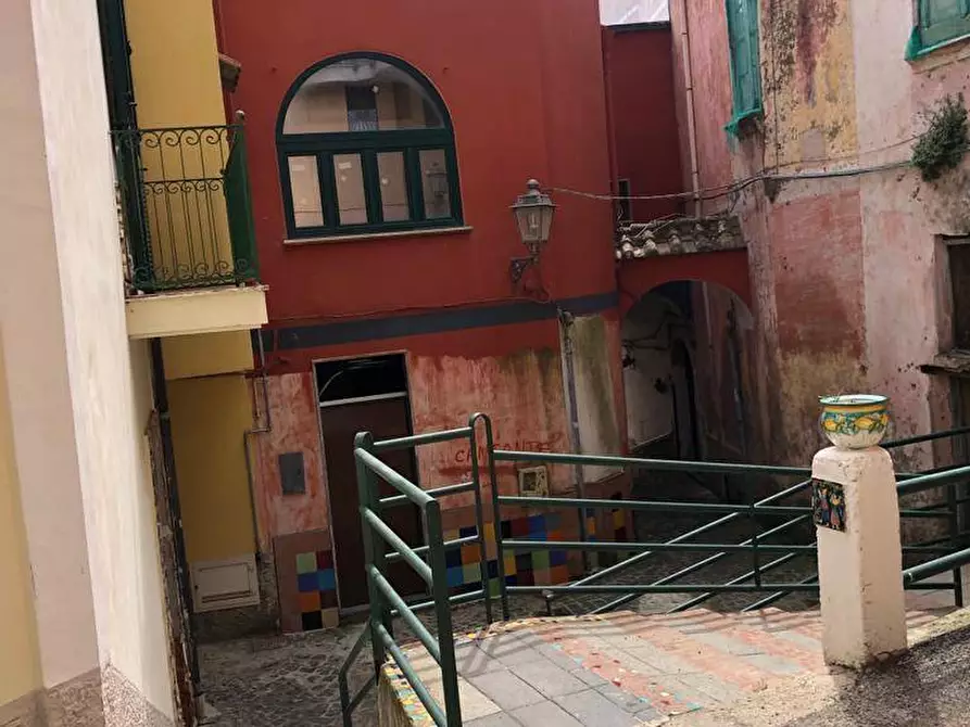 Immagine 5 di Appartamento in vendita  in VIA IACONTI a Vietri Sul Mare