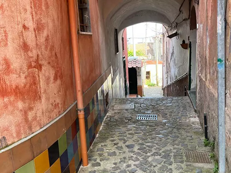 Immagine 9 di Appartamento in vendita  in VIA IACONTI a Vietri Sul Mare