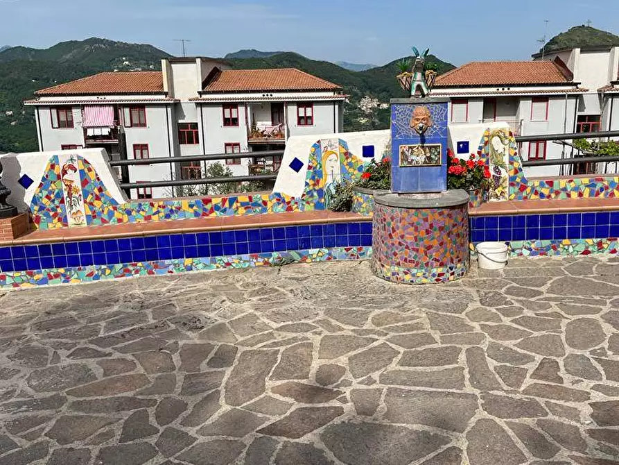 Immagine 30 di Appartamento in vendita  in VIA IACONTI a Vietri Sul Mare