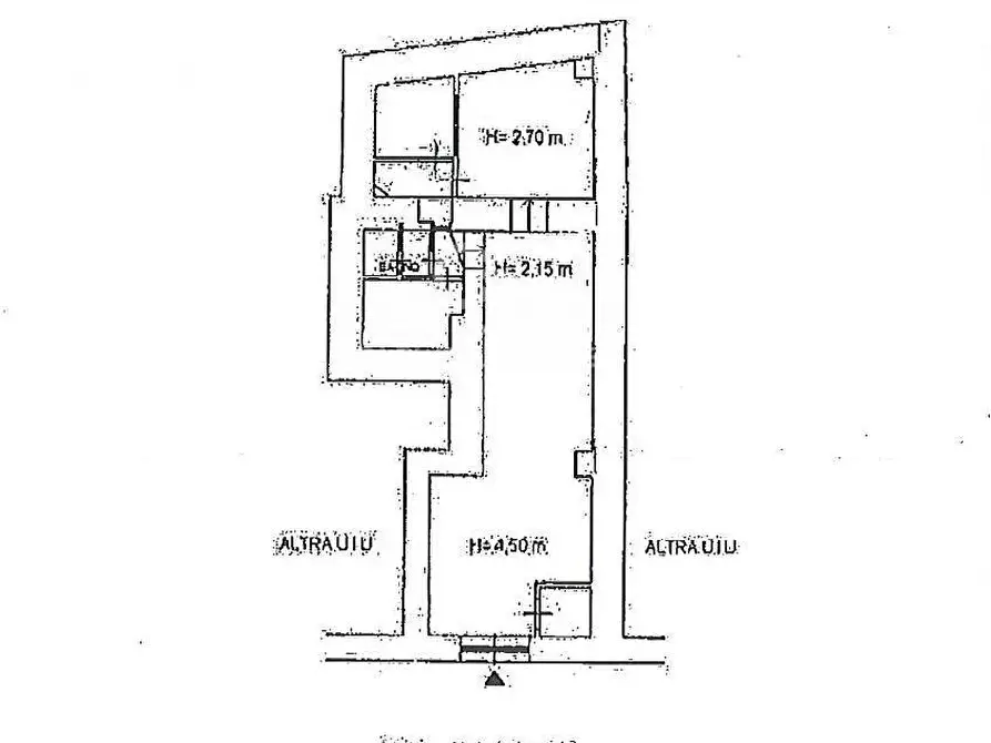 Immagine 13 di Negozio in vendita  in Via Palermo a Roma