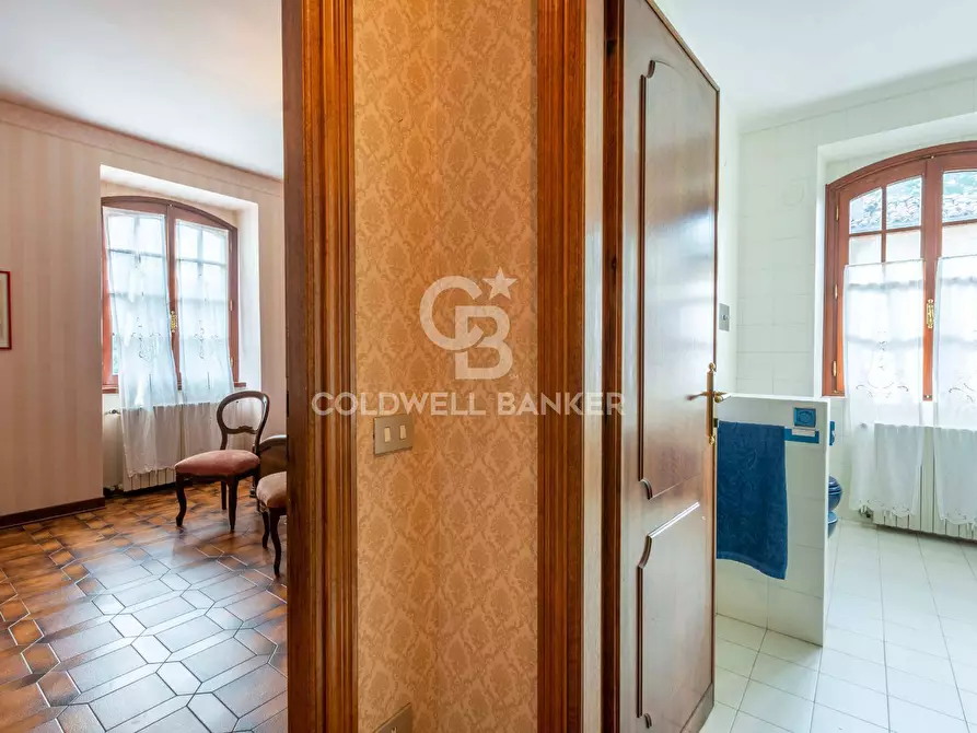 Immagine 22 di Villa in vendita  in Via Sant'Antonio Maria Zaccaria a Eupilio