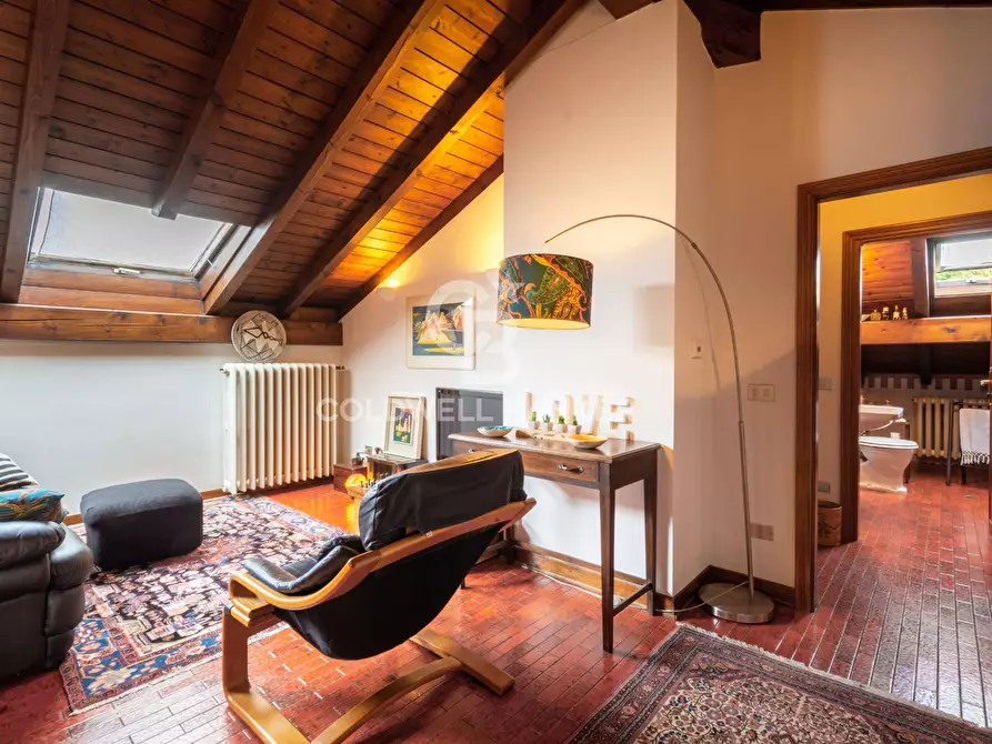 Immagine 23 di Villa in vendita  in Via Sant'Antonio Maria Zaccaria a Eupilio