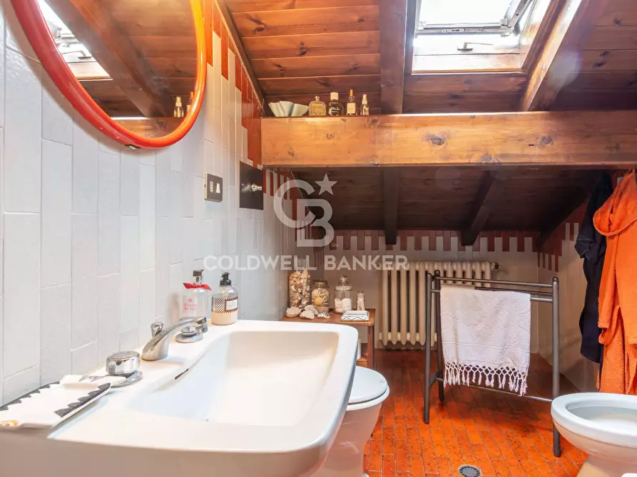 Immagine 26 di Villa in vendita  in Via Sant'Antonio Maria Zaccaria a Eupilio