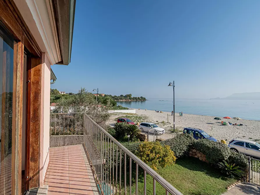 Immagine 6 di Appartamento in vendita  in VIA DELLE BREZZE a Olbia