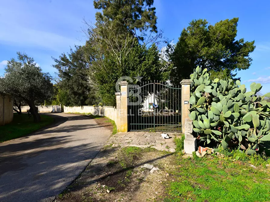 Immagine 1 di Villa in vendita  in Contrada Masseria dei Preti a Galatina