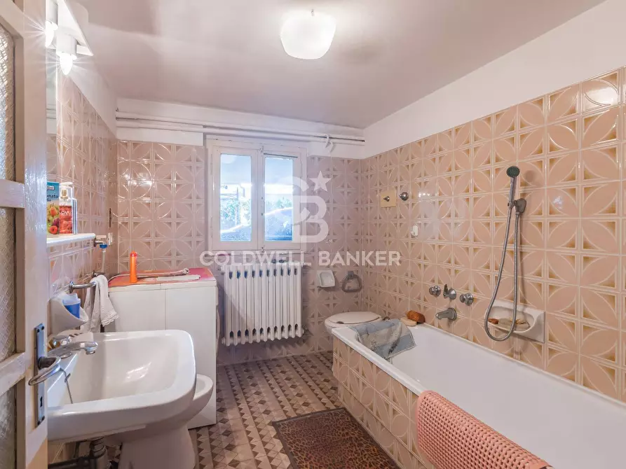 Immagine 9 di Appartamento in vendita  in Viale Tripoli a Riccione