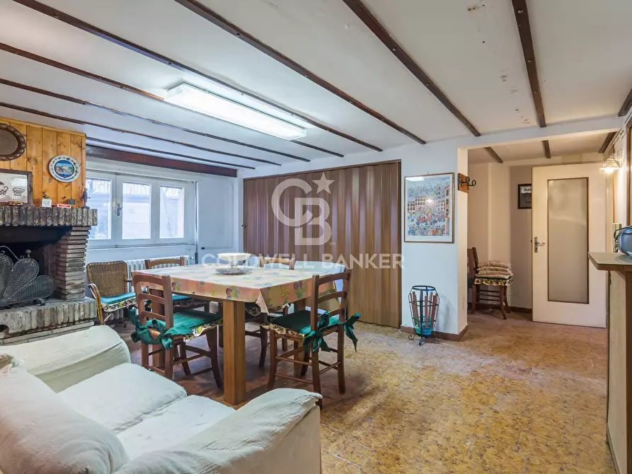 Immagine 1 di Appartamento in vendita  in Viale Tripoli a Riccione