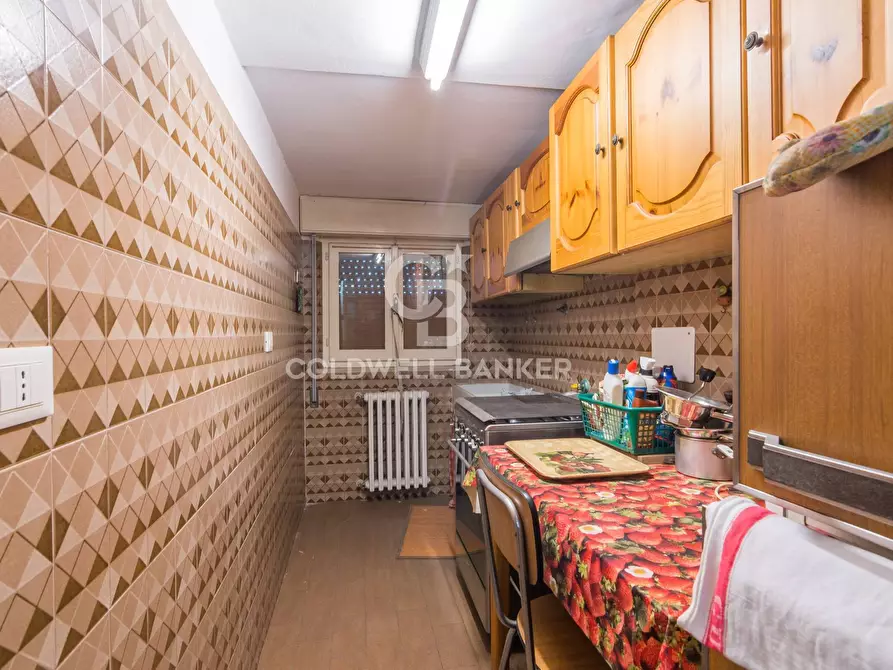 Immagine 11 di Appartamento in vendita  in Viale Tripoli a Riccione