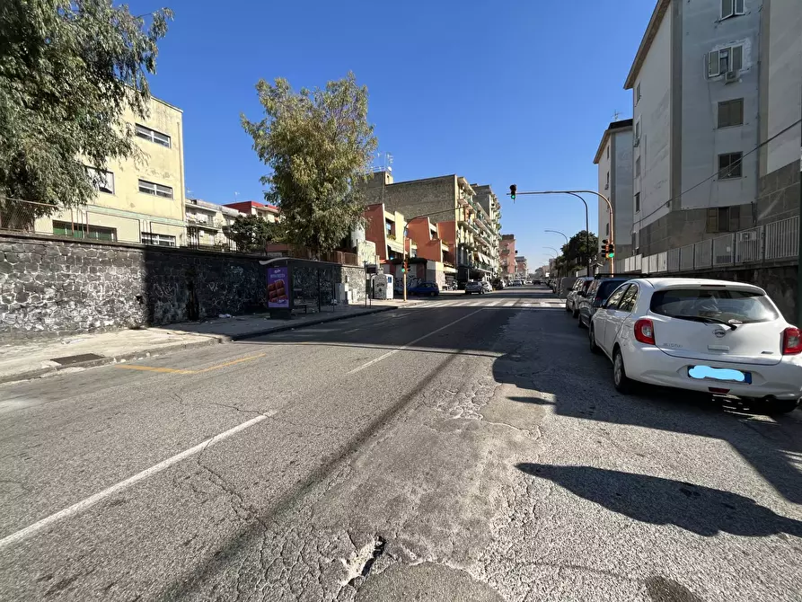 Immagine 18 di Appartamento in vendita  in via Angelo Camillo de Meis a Napoli